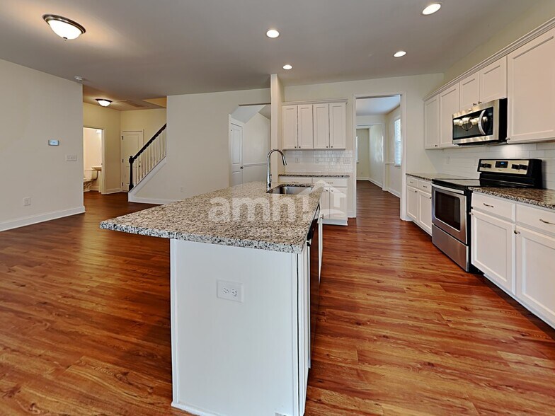 Building Photo - 1615 Heather Trace Ln