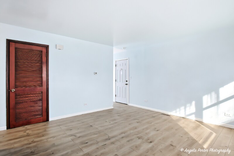 Building Photo - 831 Washington St