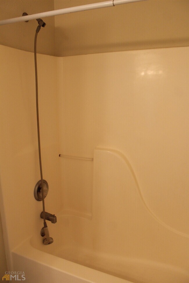 Building Photo - 6008 Creekerton Blvd