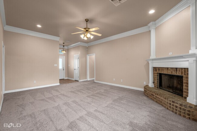 Building Photo - 6012 Whitney Dr