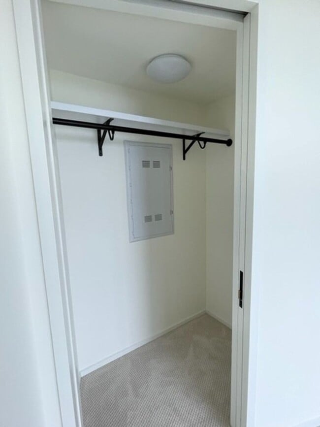 Building Photo - Brand New Koula 1-Bedroom!