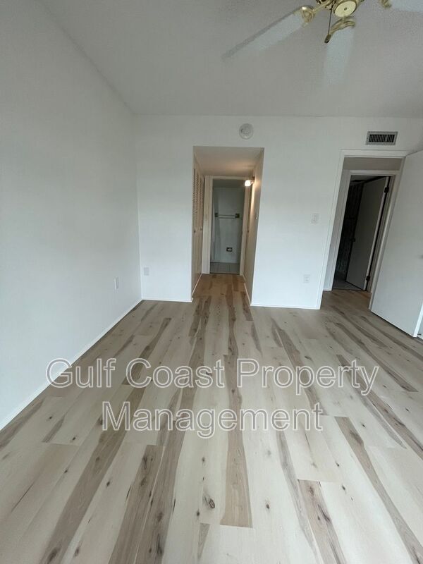 Building Photo - 21287 Gertrude Ave