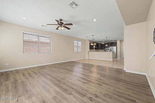 Building Photo - 2531 E Eleana Ln