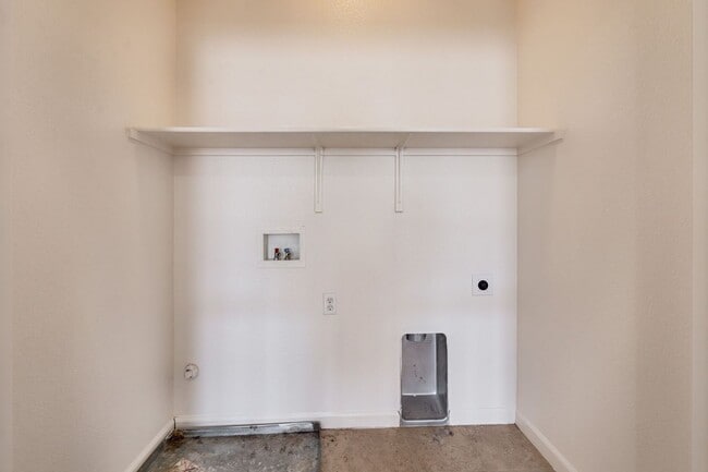 Building Photo - 2815 Tourbrook Way