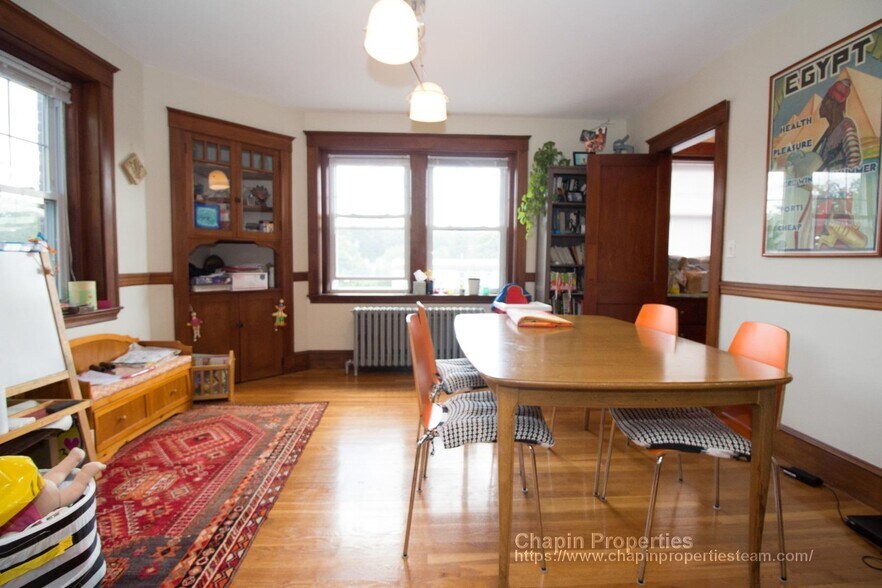 Building Photo - 55 Franklin St