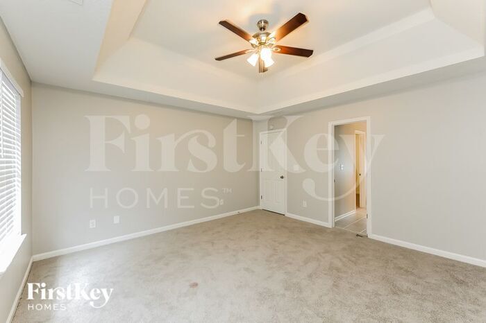 Building Photo - 607 Chartwell Ct