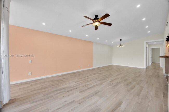 Building Photo - 6323 SW 116th Pl