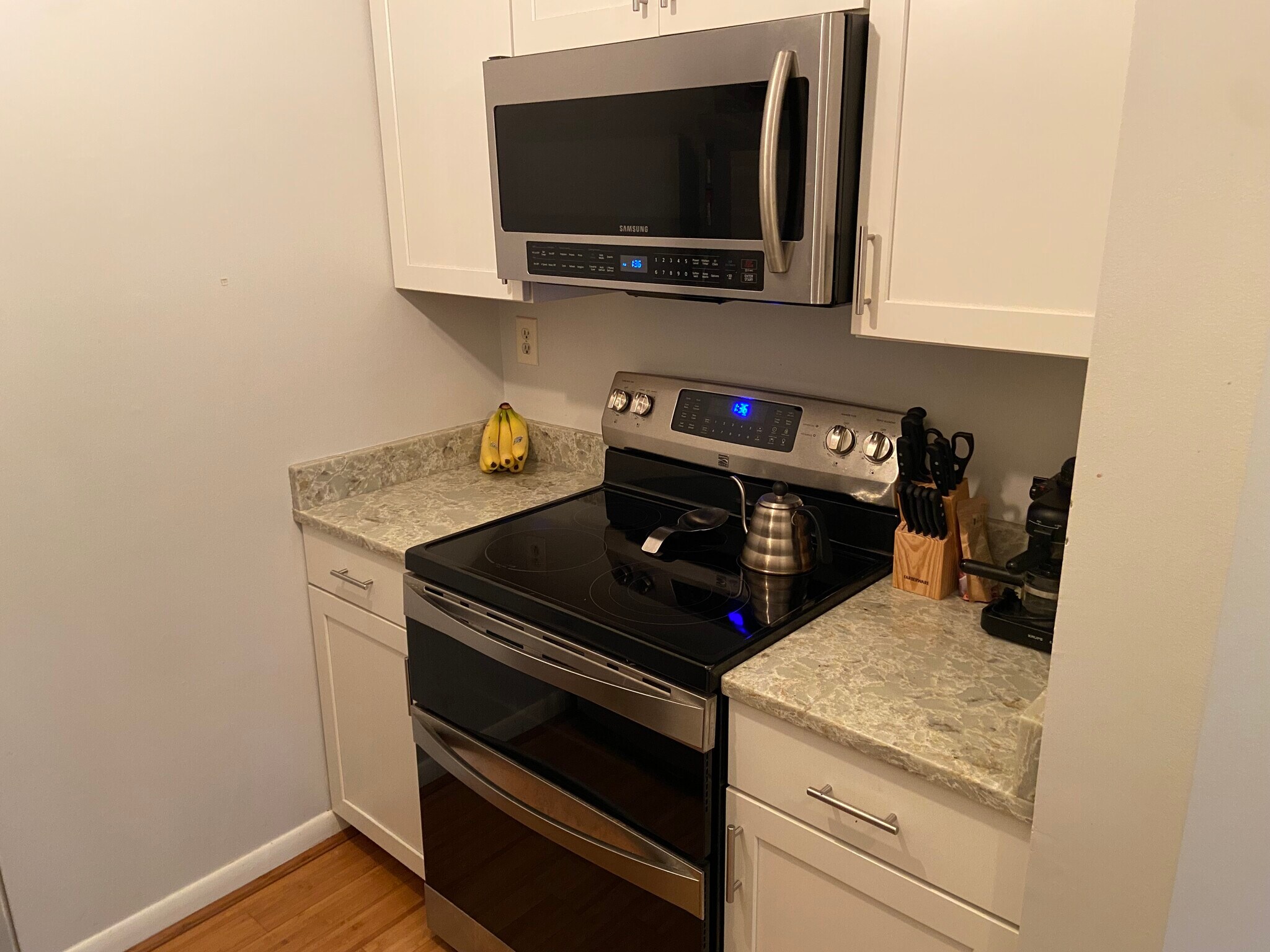 Building Photo - 1286 Clifden Grn