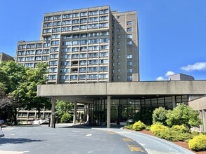Building Photo - 250 Hammond St