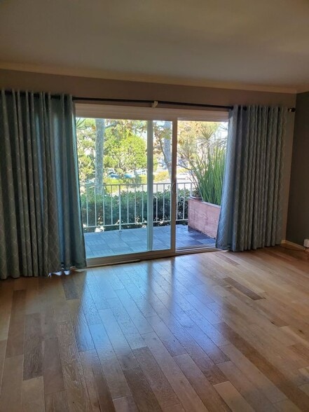 Building Photo - 200 McNeil Ln