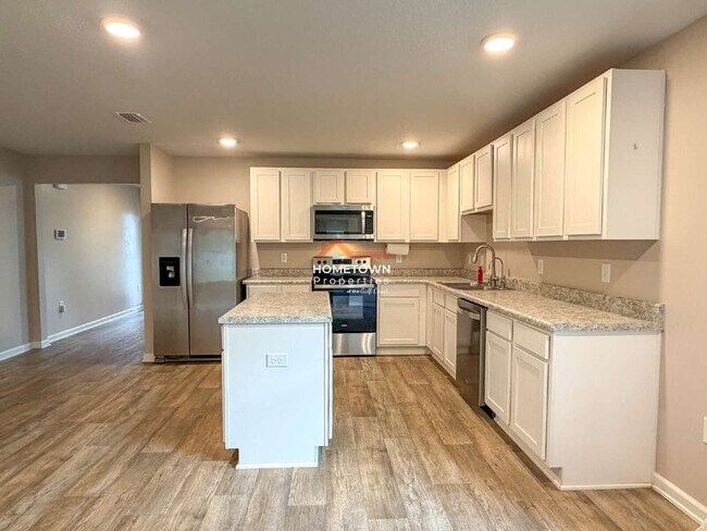 Building Photo - 7305 Lakeside Oak Ct