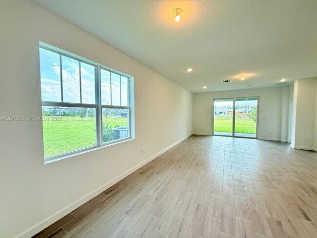 Building Photo - 1691 Pelican Post Pl
