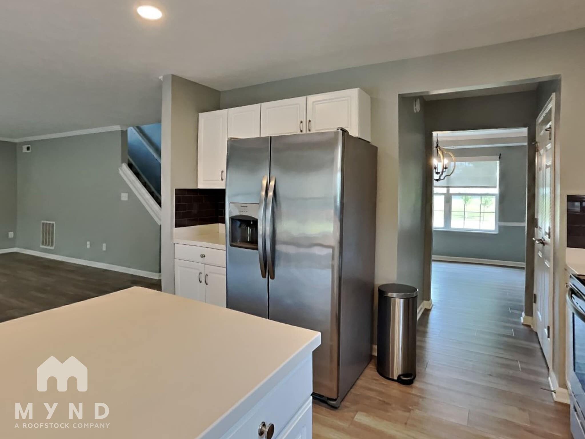 Building Photo - 6410 Hollingsworth Dr