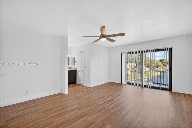 Building Photo - 1451 NW 92nd Ave