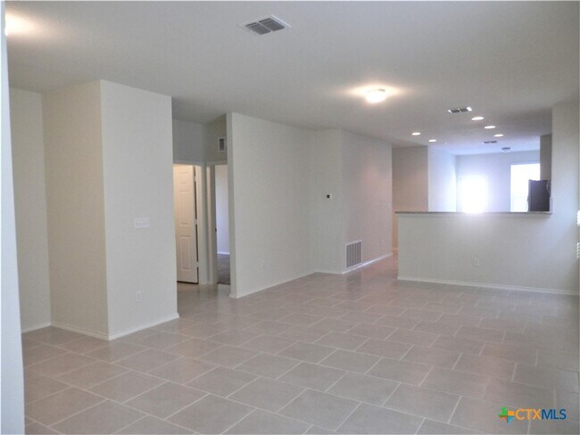 Building Photo - 334 Mistflower