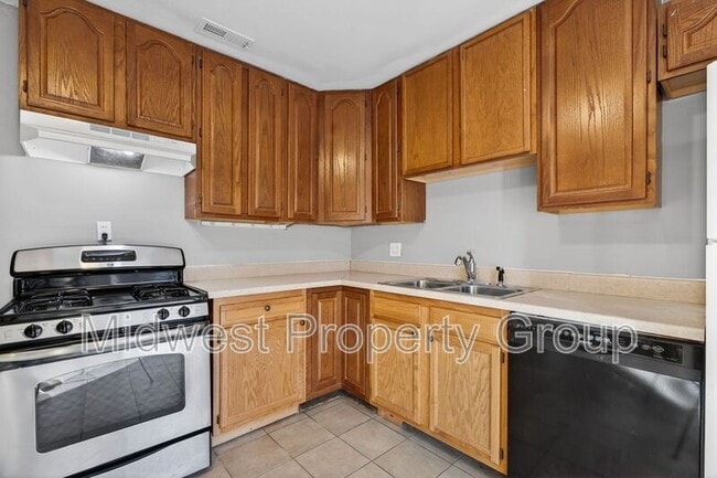 Building Photo - 4315 Heath Dr