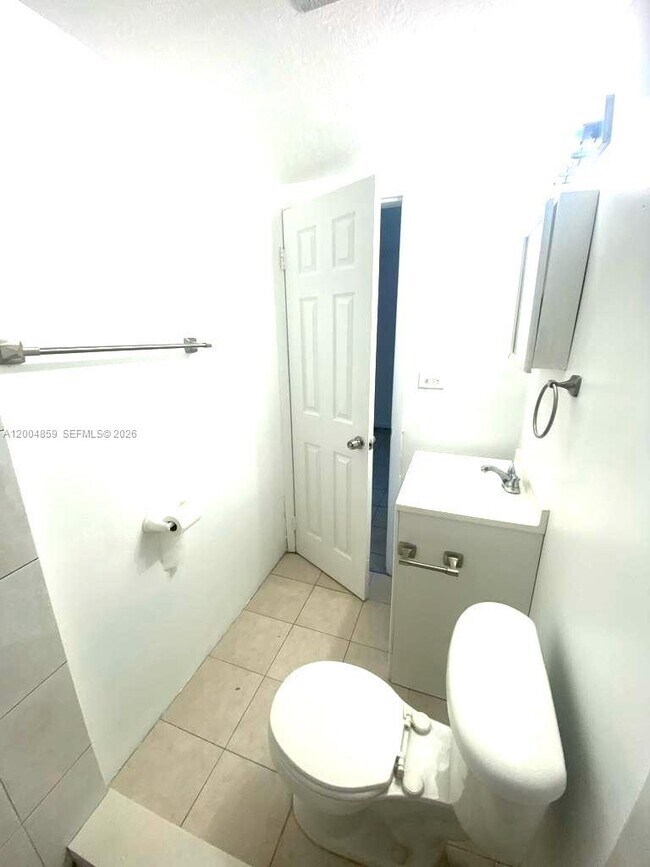 Building Photo - 7256 SW 94th Pl