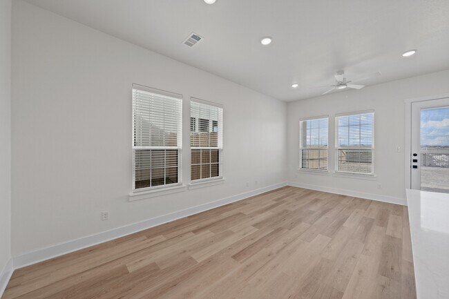 Building Photo - 6712 Abode Ave
