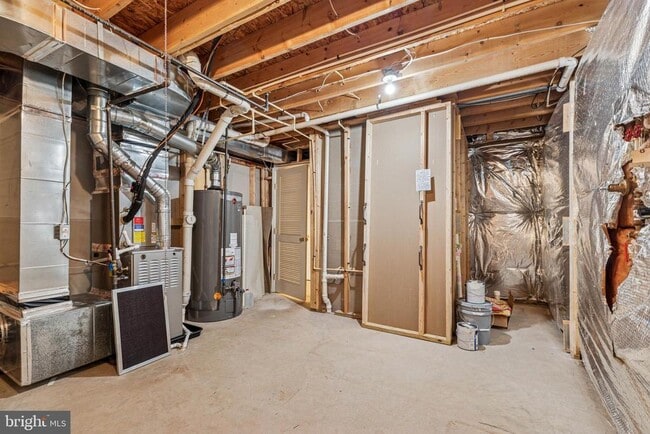 Building Photo - 16056 Sheringham Way