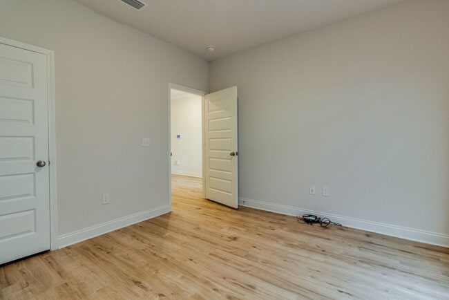 Building Photo - Turnkey 3 Bedroom Home in Firefly Community at Hammock Bay!