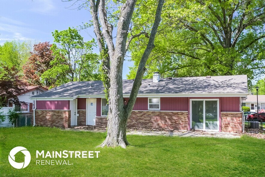 Building Photo - 9930 Duke Dr