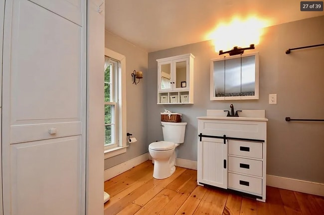 Building Photo - 281 Mill Valley Rd