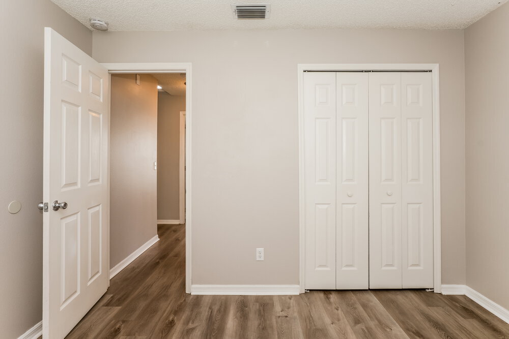 Building Photo - 466 Valencia Pl Cir