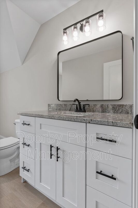 Building Photo - 36 Alden Ln