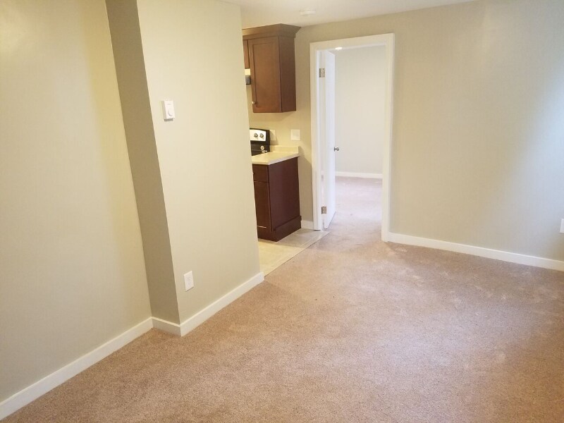 Building Photo - 68 Pearl St