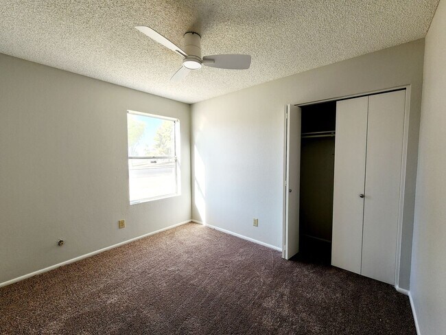 Building Photo - 3 Bedroom in Mesa!