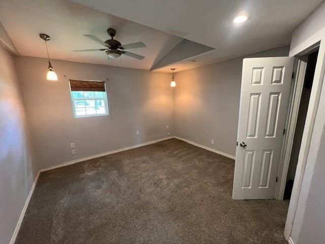 Building Photo - 1621 Bayou Dr