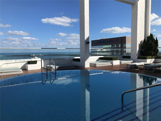 Building Photo - 55 SE 6th St