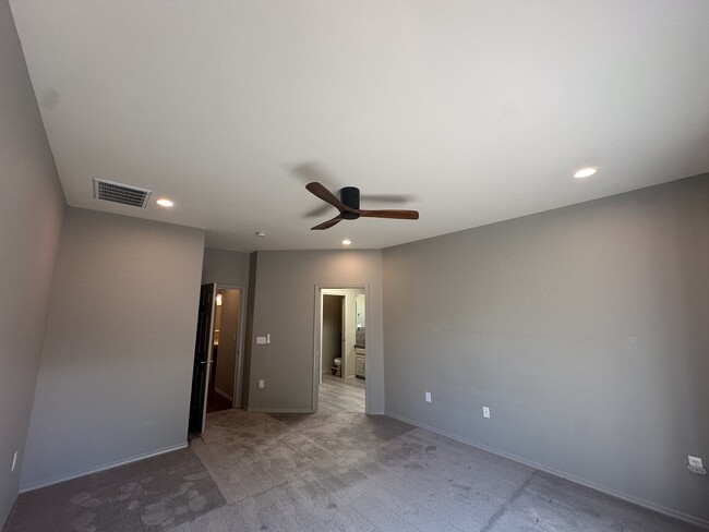 Building Photo - 3226 Chandler Egan Dr
