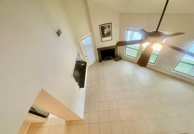 Building Photo - 4144 Greystone Way
