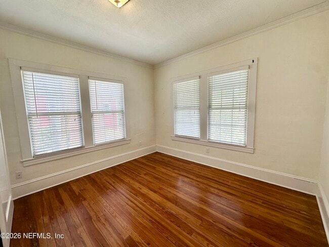 Building Photo - 3867 Herschel St