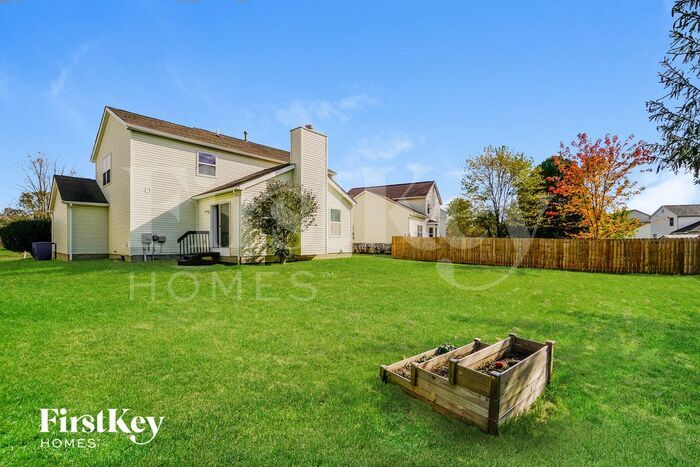 Building Photo - 1896 Berwick Ct