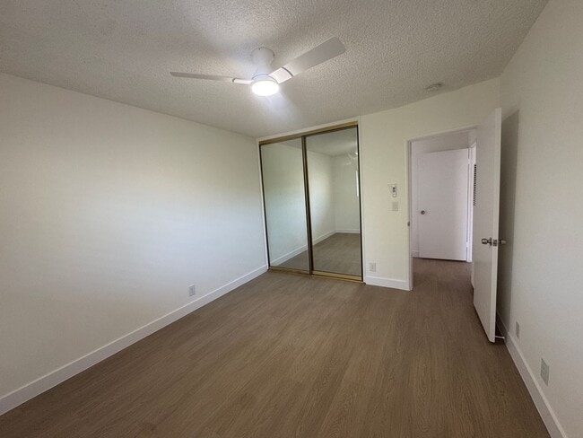 Building Photo - 11816 Chandler Blvd