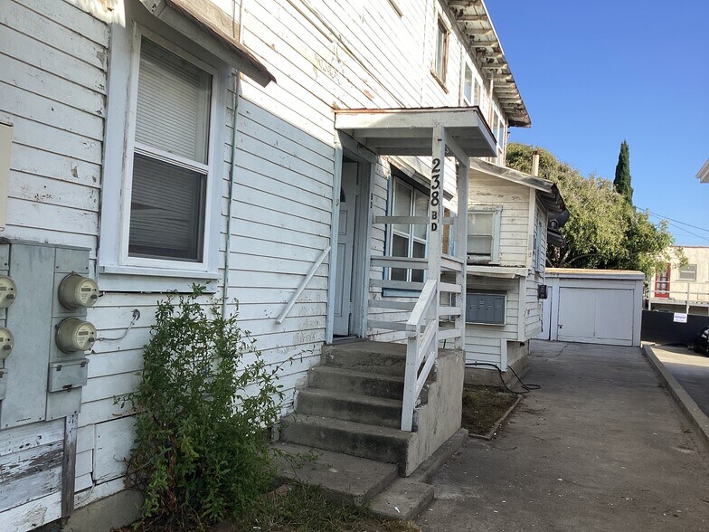 Building Photo - 238 Bicknell Ave