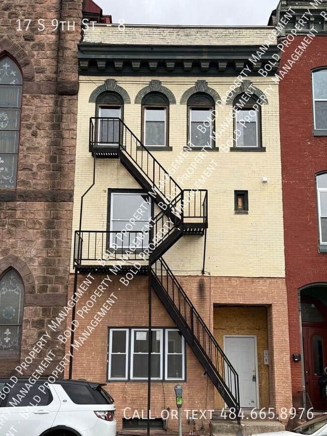 Building Photo - 17 S 9th St
