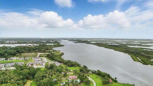 Building Photo - 190 Jones Fish Camp Rd