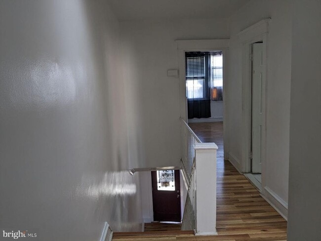 Building Photo - 7131 Louise St