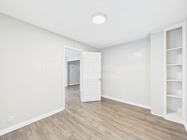 Building Photo - 8028 Montgall Ave