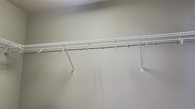 Building Photo - 9765 Helmsley Cir