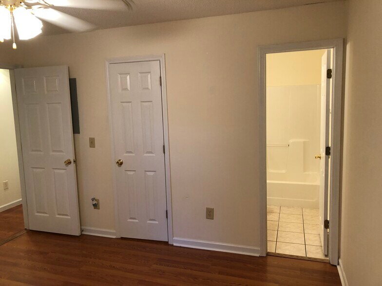 Building Photo - 800 John Exum Pkwy