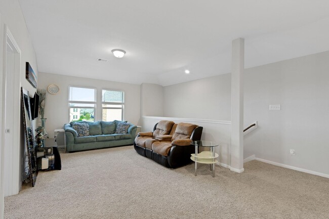 Building Photo - 4510 Red Yucca Dr