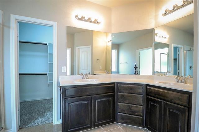 Building Photo - 4709 Sleepy Meadows Dr