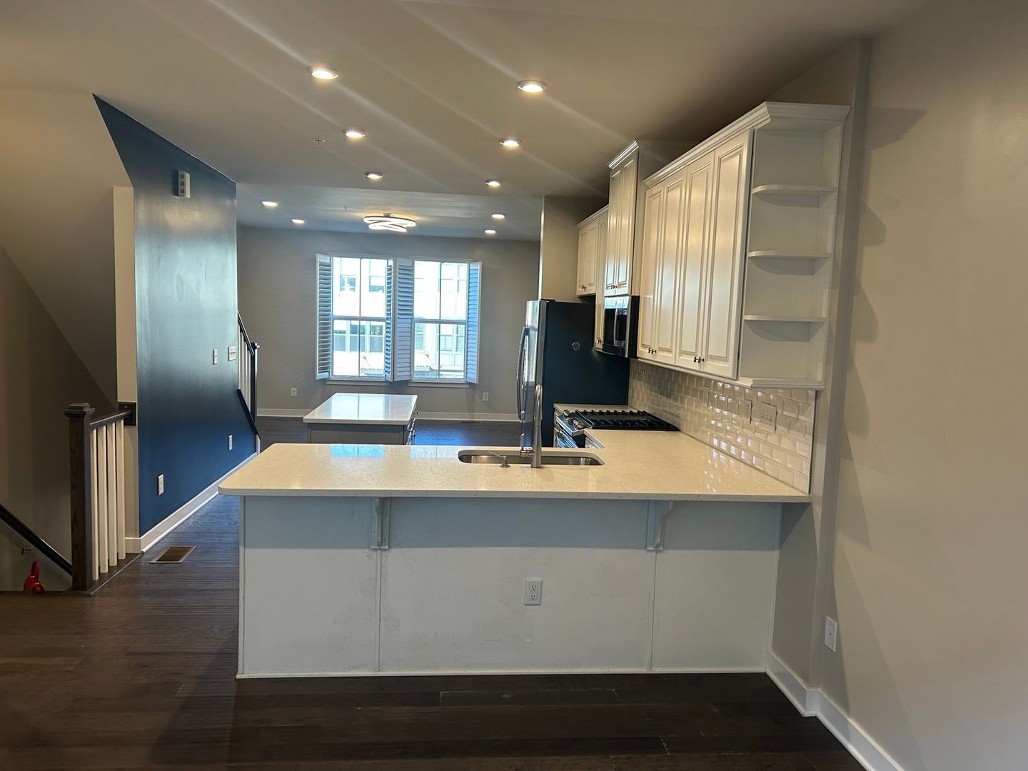 Building Photo - 317 Music Hall Wy