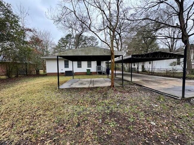 Building Photo - 2022 Reese Rd