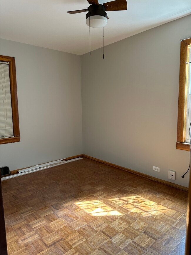 Building Photo - 8021 S Coles Ave