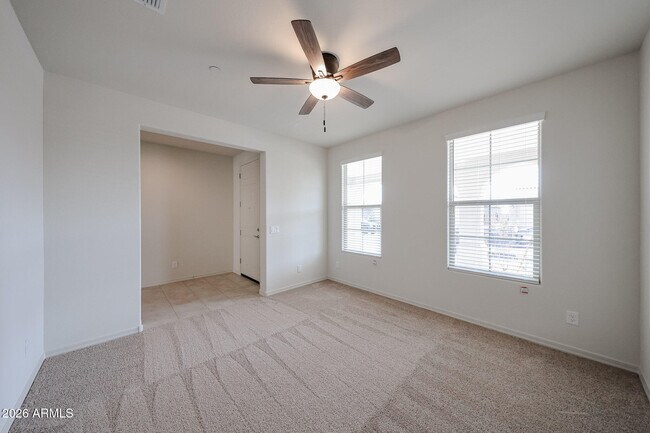 Building Photo - 13514 W Calle De Baca